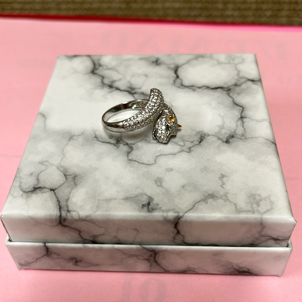 Panther Head Bypass Ring in 925 Sterling Silver with encrusted CZ stones Size 8